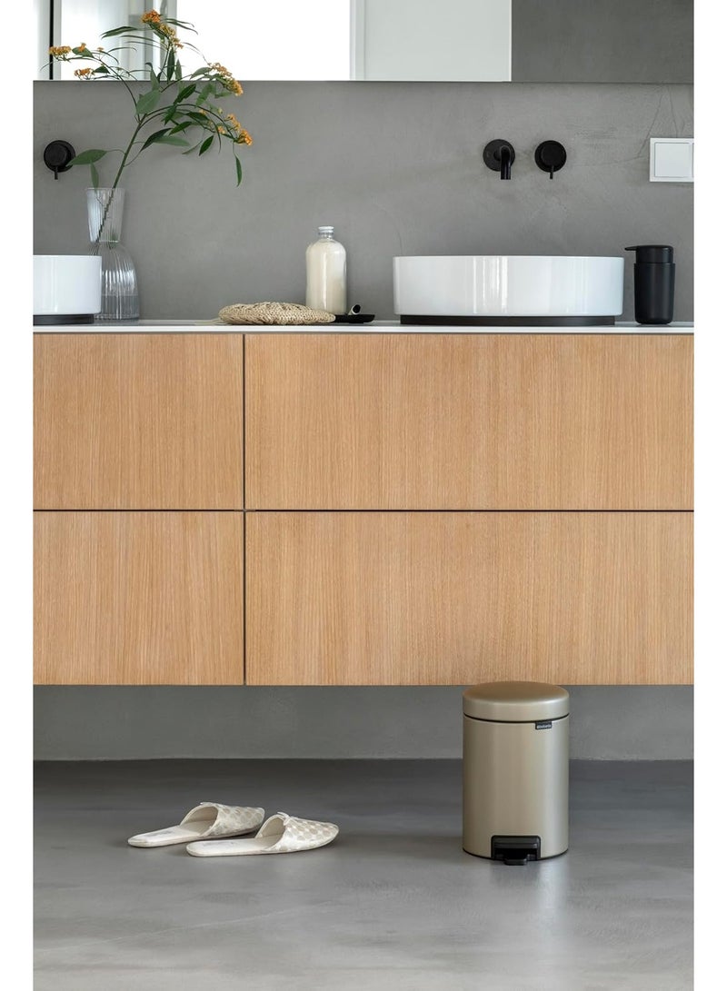 Brabantia NewIcon Pedal Bin 3L, Beige, Soft-Closure Bathroom Rubbish Bin with Removable Inner Bucket + Bin Bags - Image 5